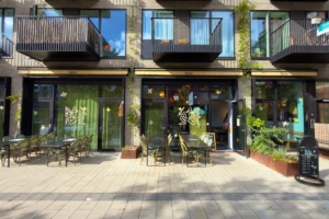 02-cafe-carlsberg-byen-facade-og-terrasse