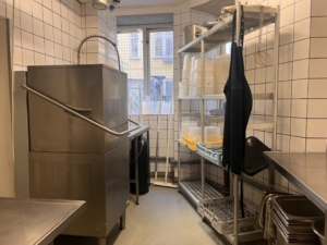 0C618191-EAD9-4552-8E13-8B03295017BA_1_105_c