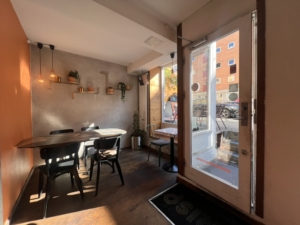 BBD02FDA-8337-4040-B421-35AEB8D30EFF_1_105_c